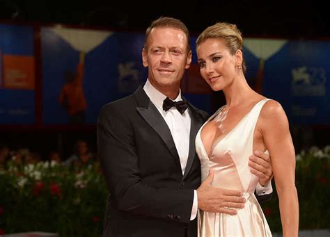 moglie rocco siffredi giovane|Rosa Caracciolo: età, lavoro, vita privata della moglie di Siffredi